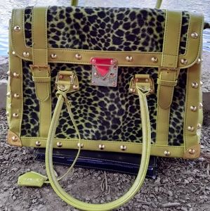 "Fall In Love" Fuzzy Green Cheetah Purse